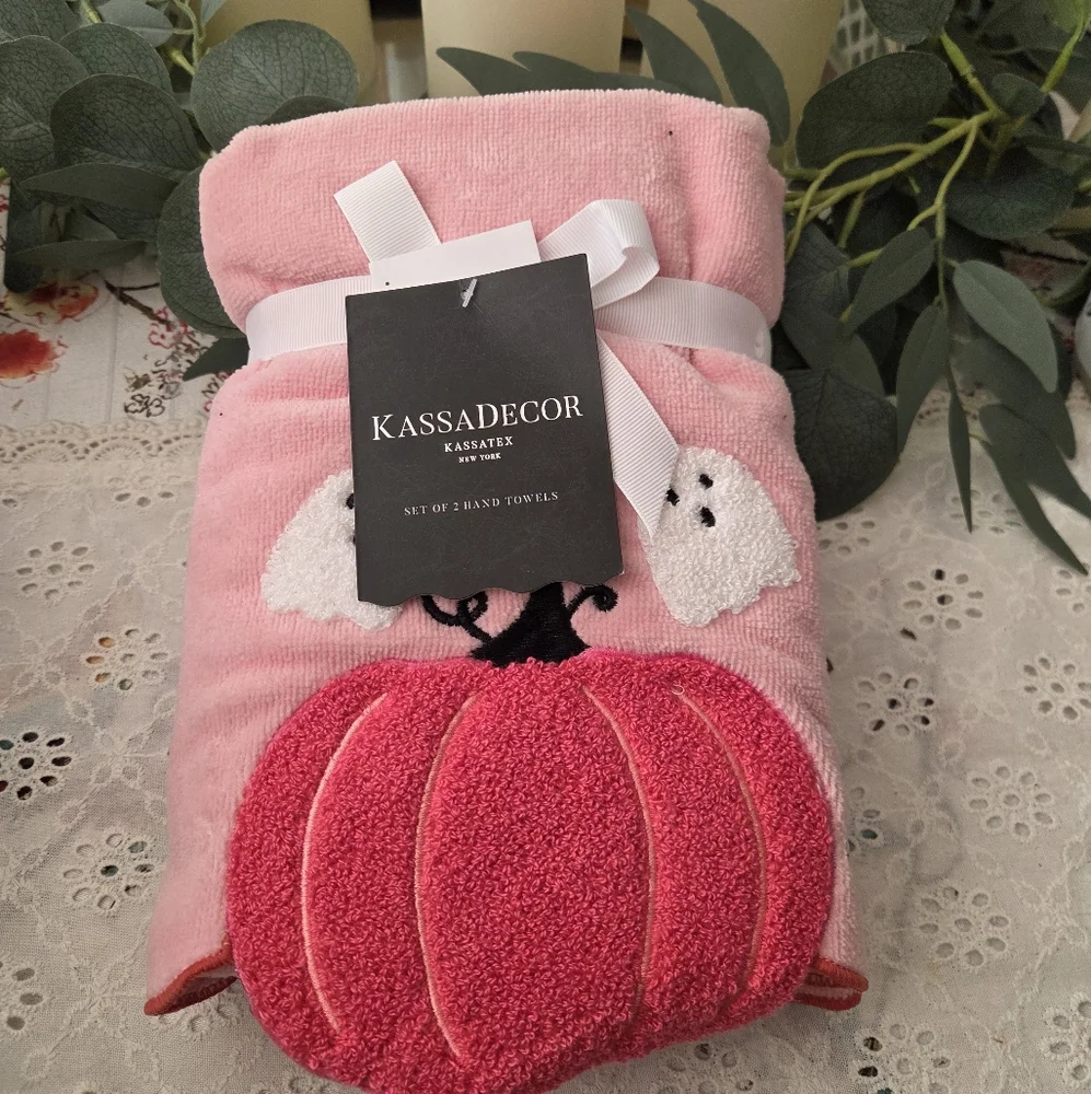 Pink Halloween Towels with Ghosts and Pumpkin, Set Of Two